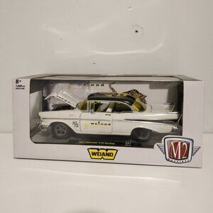 M2 Machines 1:24 - ​Weiand 1957 Chevrolet 210 Hardtop (White)
